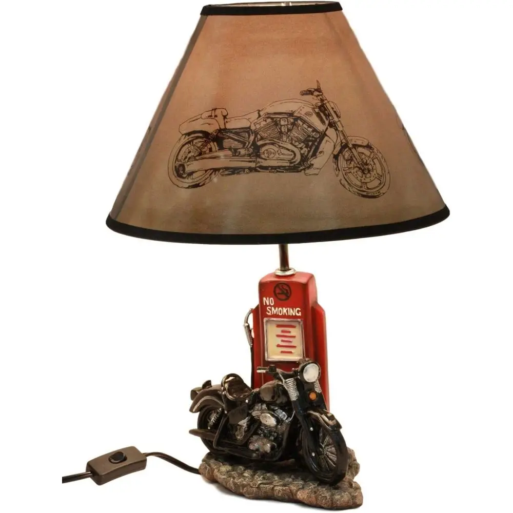 Decor Lighting & Decor Fires - ヴィンテージレトロブラックオートバイガスポンプデスクランプ（シェード付き）、高さ19インチ、ルート66テーマの家の装飾照明