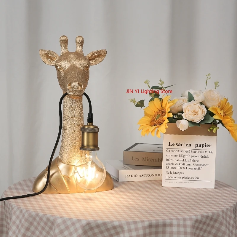 ゴールデンホットセール樹脂製キリンLEDフロアランプ、ベッド - Decor Lighting Sales のレビューと価格