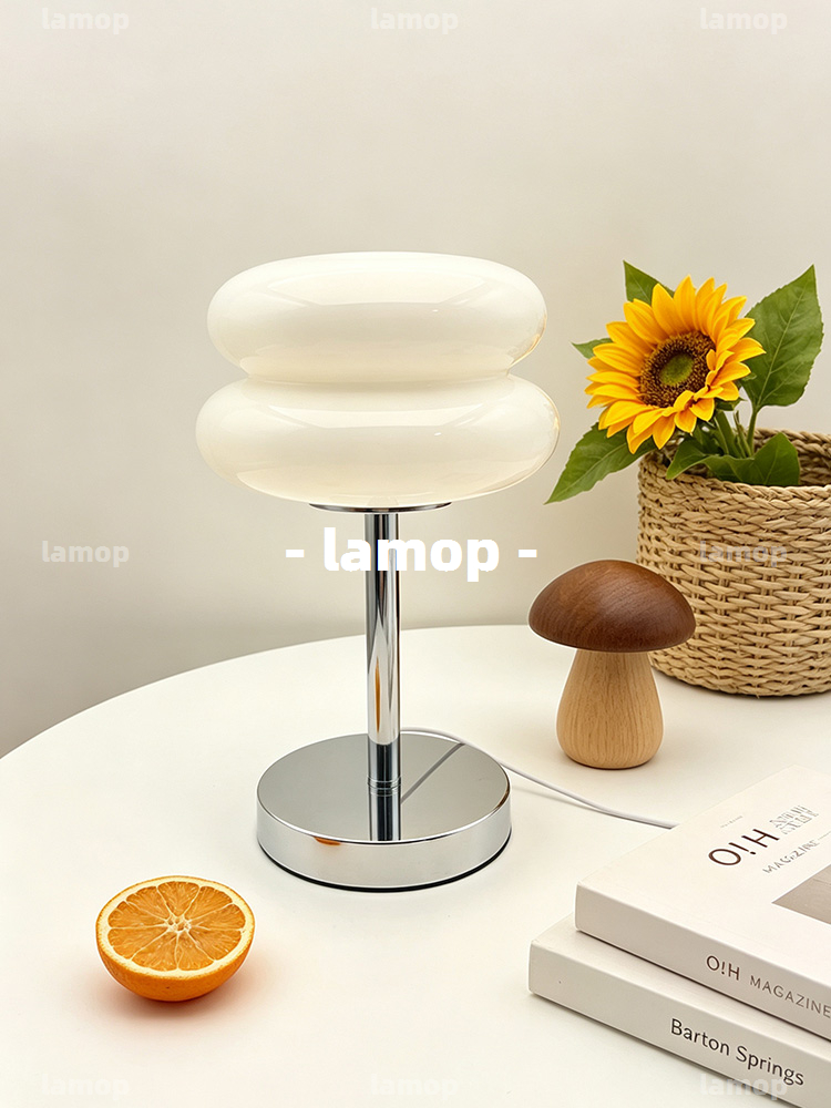 バウハウス クリームグローブ テーブルランプ ミッドセンチュ - Lighting Decor For Room のレビューと価格