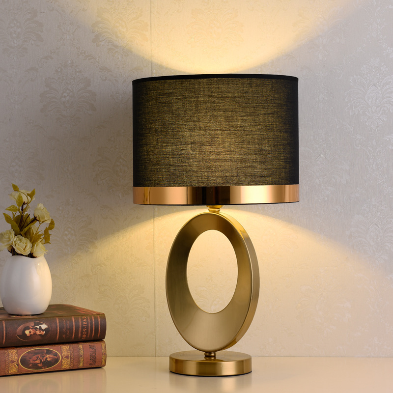 北欧風ライトラグジュアリー小型デスクランプ寝室リビングルーム - Lighting Decor For Room のレビューと価格
