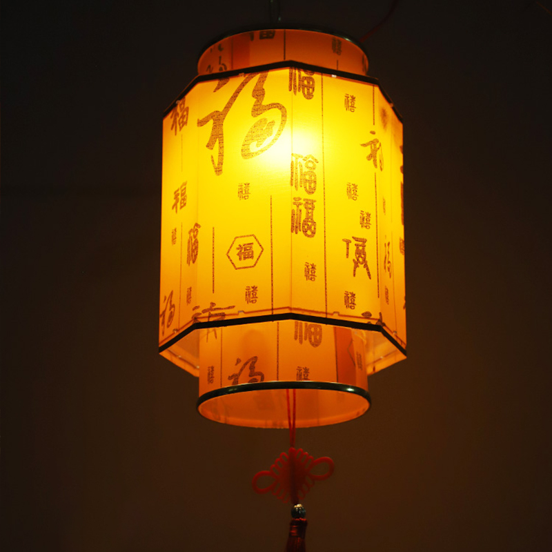中国の赤いランタンシャンデリア、手動材料、防水、日焼け止めプ - Restaurant Lighting Decoration のレビューと価格